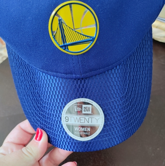 NWT NBA New Era Women's Adjustable Golden State Warriors cap - Picture 5 of 7
